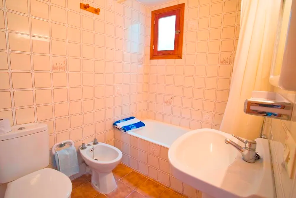 Typic Art Apartamento Es Cana 0*,  Espanha
